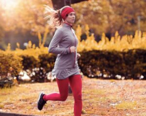 Бег осенью без вреда для здоровья: правильно выбираем одежду